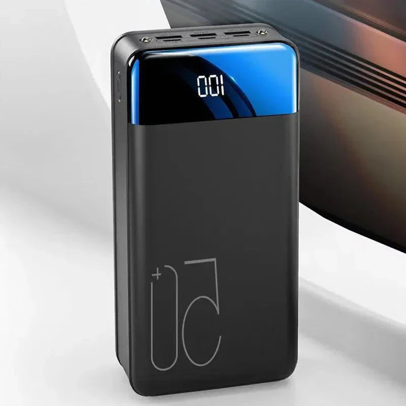 50.000-mAh-Powerbank - Schnellladung mit Multi-Anschluss