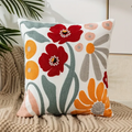 Quadratisches Kissen mit Blumenmuster - Bestickte Heimdekoration