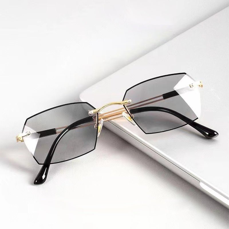 2 - in - 1 Photochromic Blue Light Blocking Reading Glasses - ALPINE WEAR