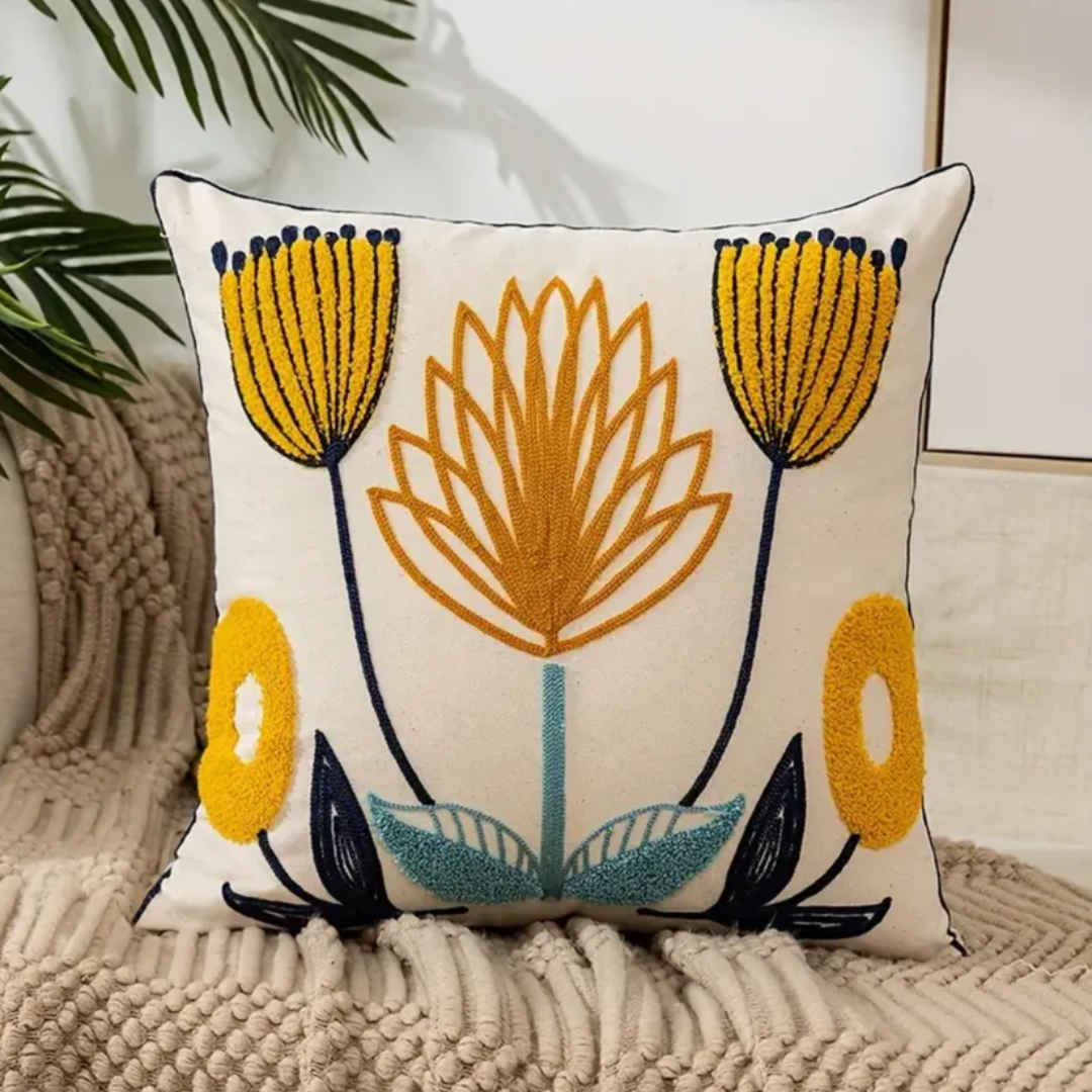 Quadratisches Kissen mit Blumenmuster - Bestickte Heimdekoration