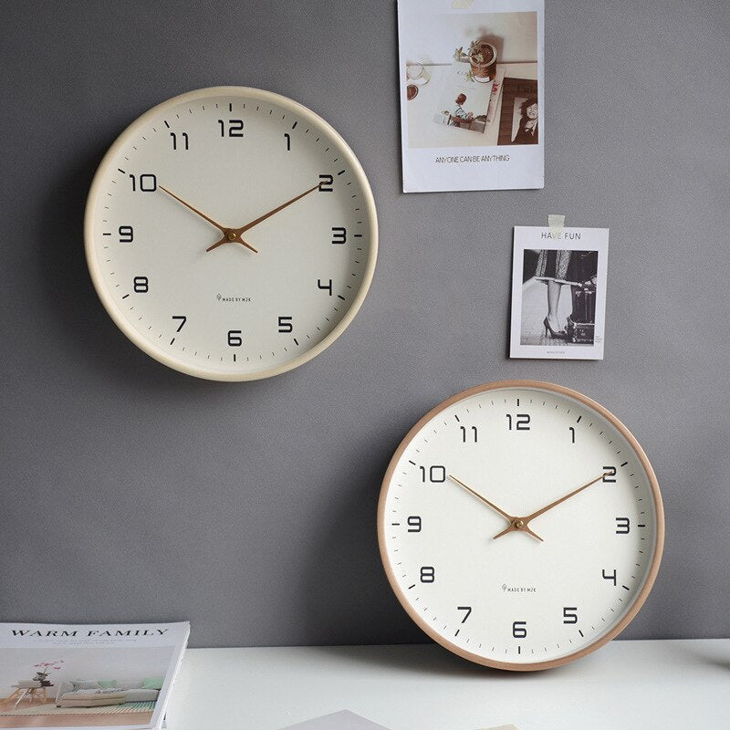 Runde Wanduhr - Geräuschlose & Minimalistische Dekoration