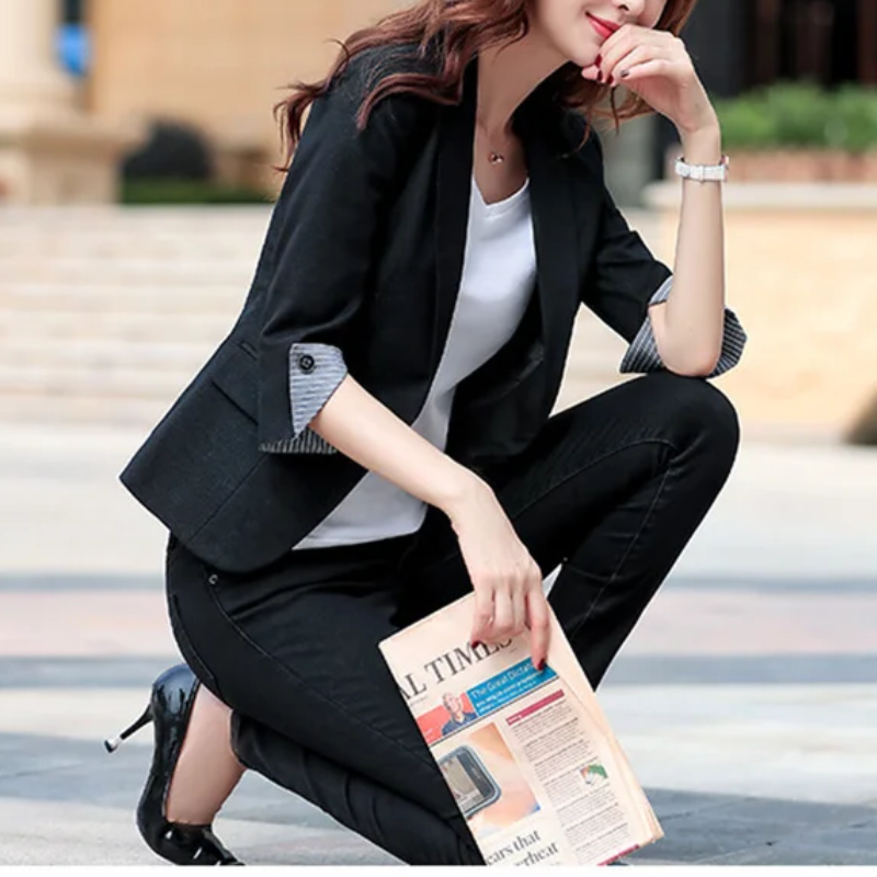 Damen Maßgeschneiderter Blazer - 3/4 Ärmel & gestreiftes Futter