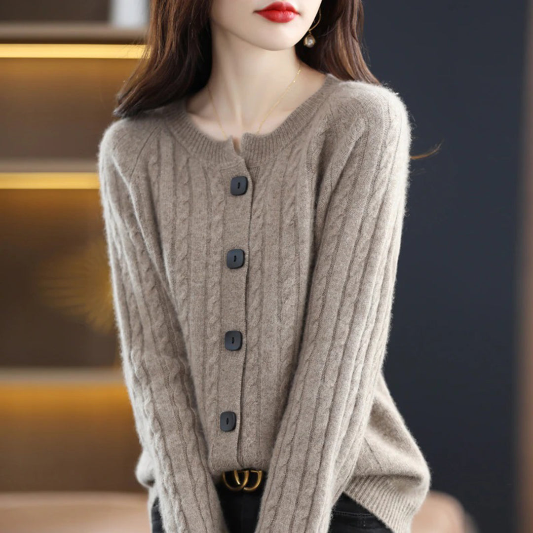 Damen Zopfmuster-Strickjacke – Gemütliche Oberbekleidung