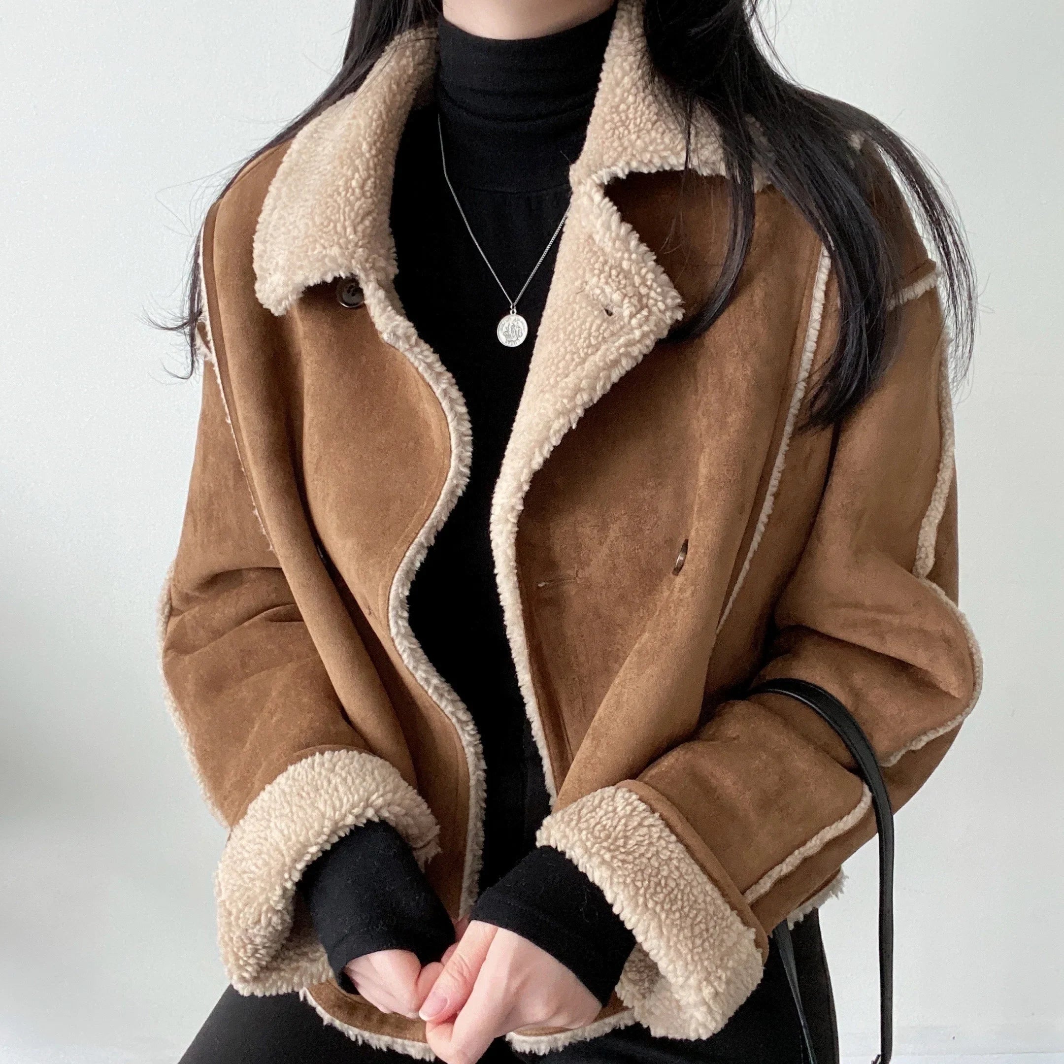 Damen Braune Wildleder-Winterjacke - Gefütterter Aviator-Stil
