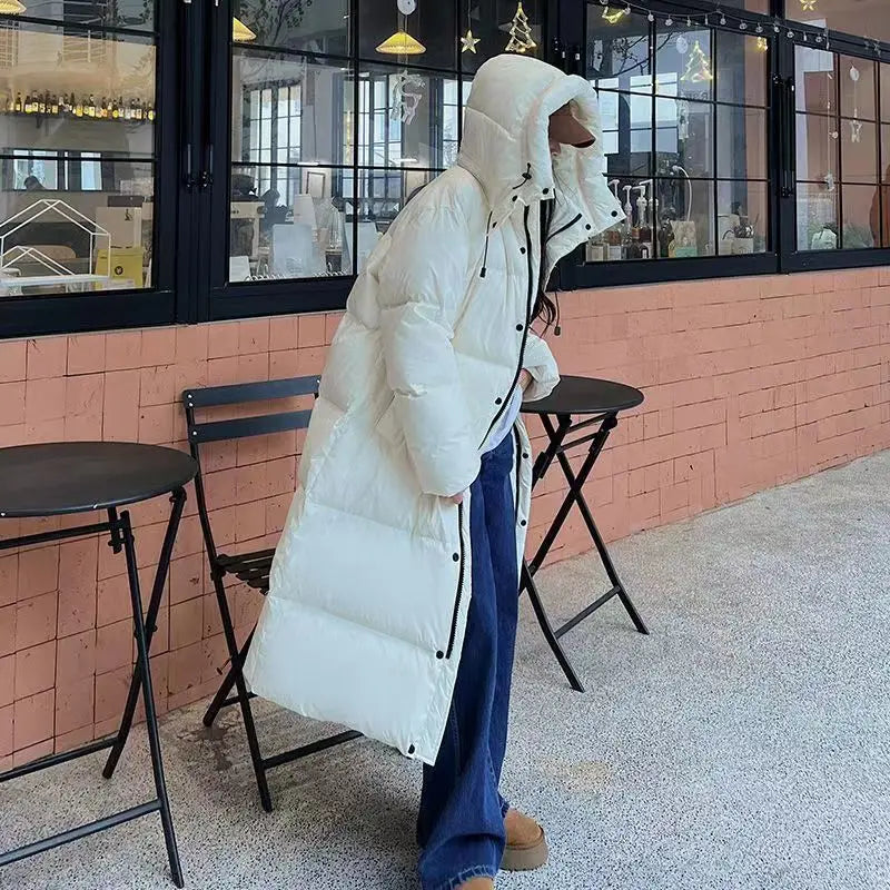 Damen Langer Oversize Puffer-Mantel - Mit Kapuze und Hohem Kragen