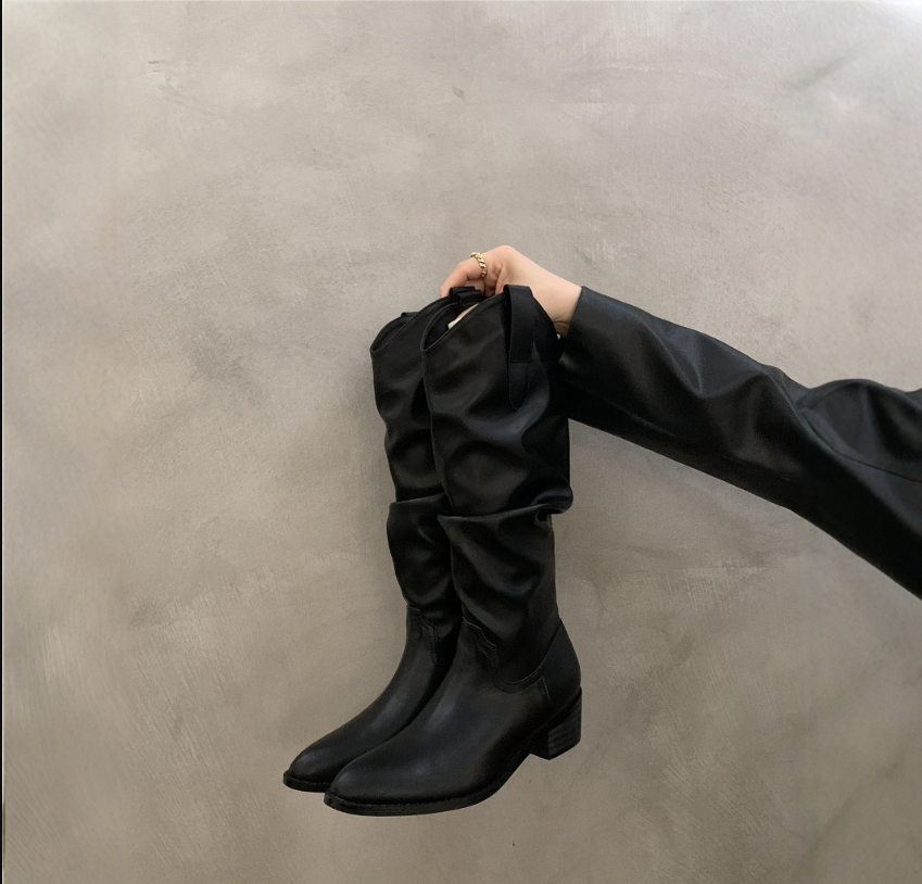 Damen Kniehohe Stiefel im Vintage-Stil - Raffung & Niedriger Absatz