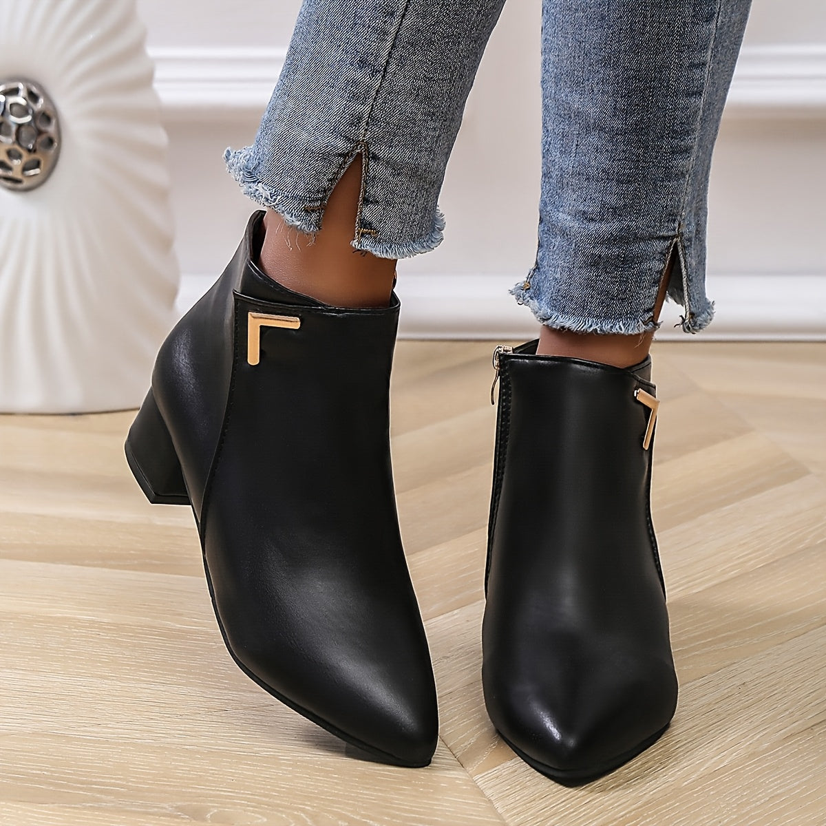 Damen Schwarze Stiefeletten mit klobigem Absatz - Seitlicher Reißverschluss
