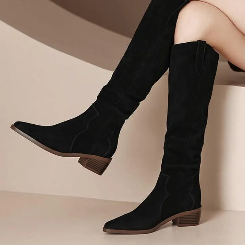 Damen Kniehohe Stiefel im Vintage-Stil - Raffung & Niedriger Absatz