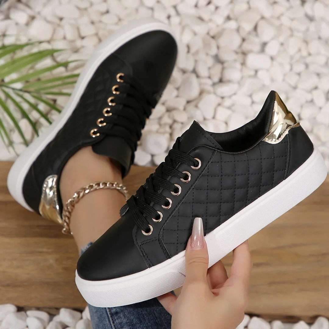 Damen Gesteppte Schnür-Sneakers - Mit Gold-Details