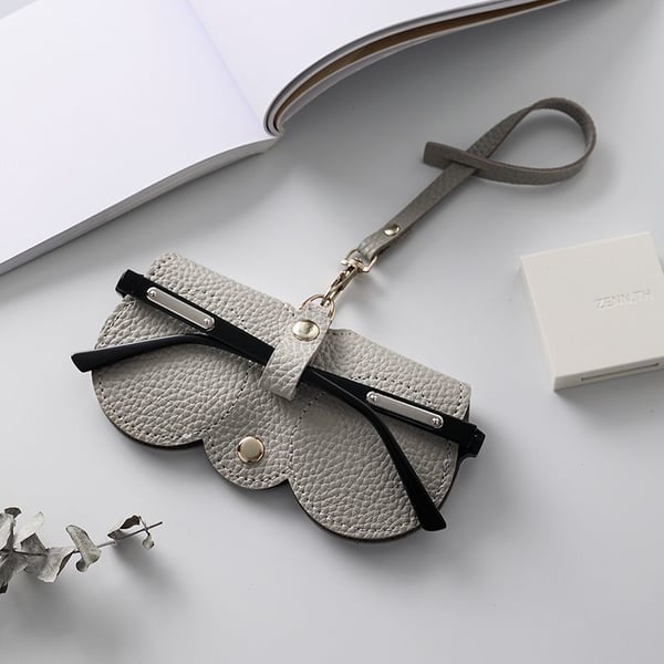Soft Leather Sunglasses Bag - ALPINE WEAR